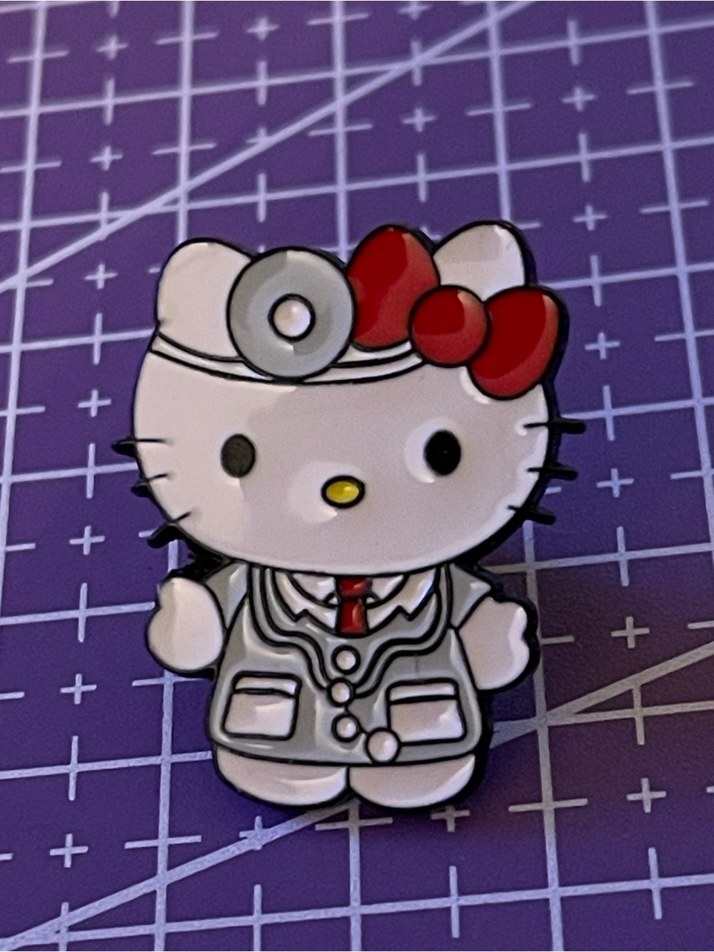 Hello Kitty, Doctor Dr. enamel Pin, New